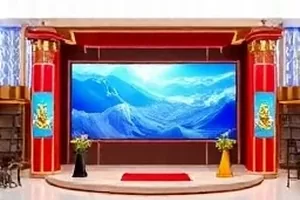 校对室桌面上的监听耳机与声波图屏幕